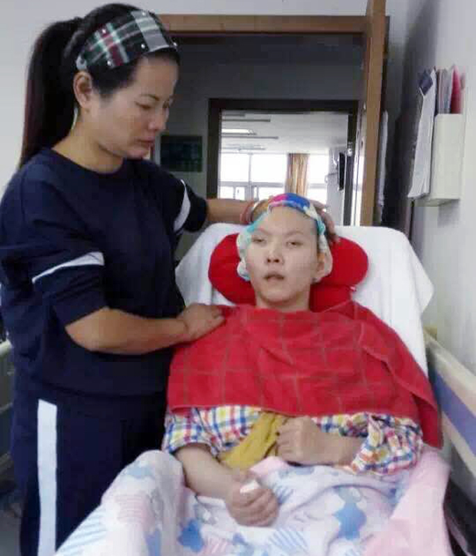 患者王雨婷和妈妈